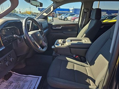 Used 2023 Chevrolet Silverado 1500 LT image 14