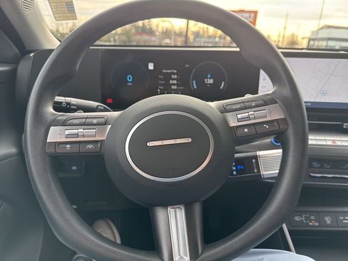 Certified 2024 Hyundai Kona SE FWD image 18