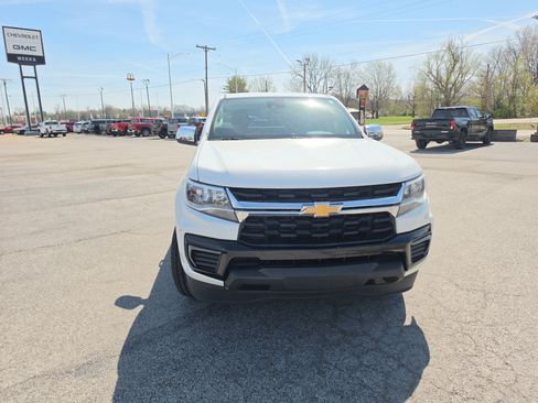 Used 2022 Chevrolet Colorado LT w/ Fleet Safety Package image 2