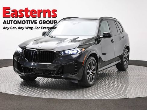 Used 2025 BMW X5 xDrive40i w/ M Sport Package AWD/4WD image 1