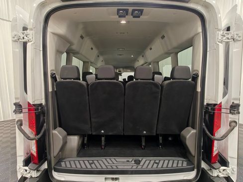 Used 2024 Ford Transit 350 XLT RWD image 27