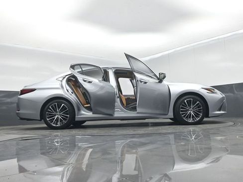 Used 2022 Lexus ES 350 w/ Premium Package image 76