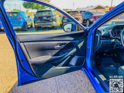 Used 2025 Nissan Sentra SV w/ All-Weather Package FWD image 17