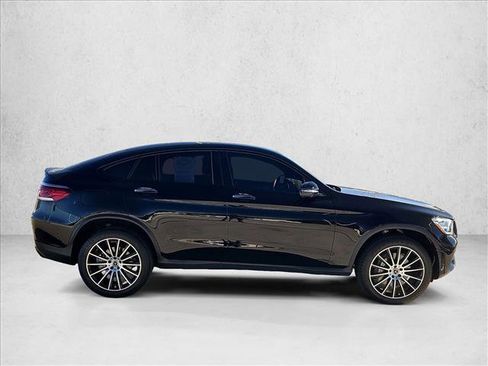 Used 2023 Mercedes-Benz GLC 300 4MATIC Coupe image 4