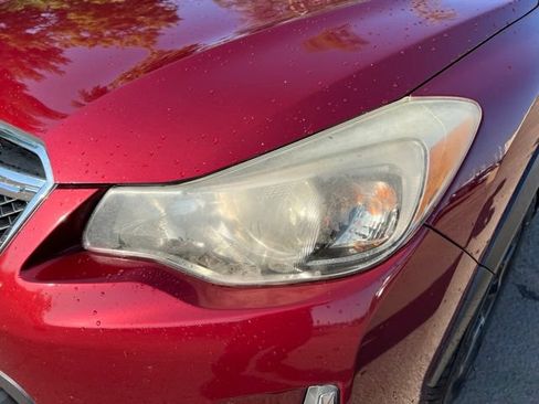 Used 2017 Subaru Crosstrek 2.0i Premium AWD/4WD image 10