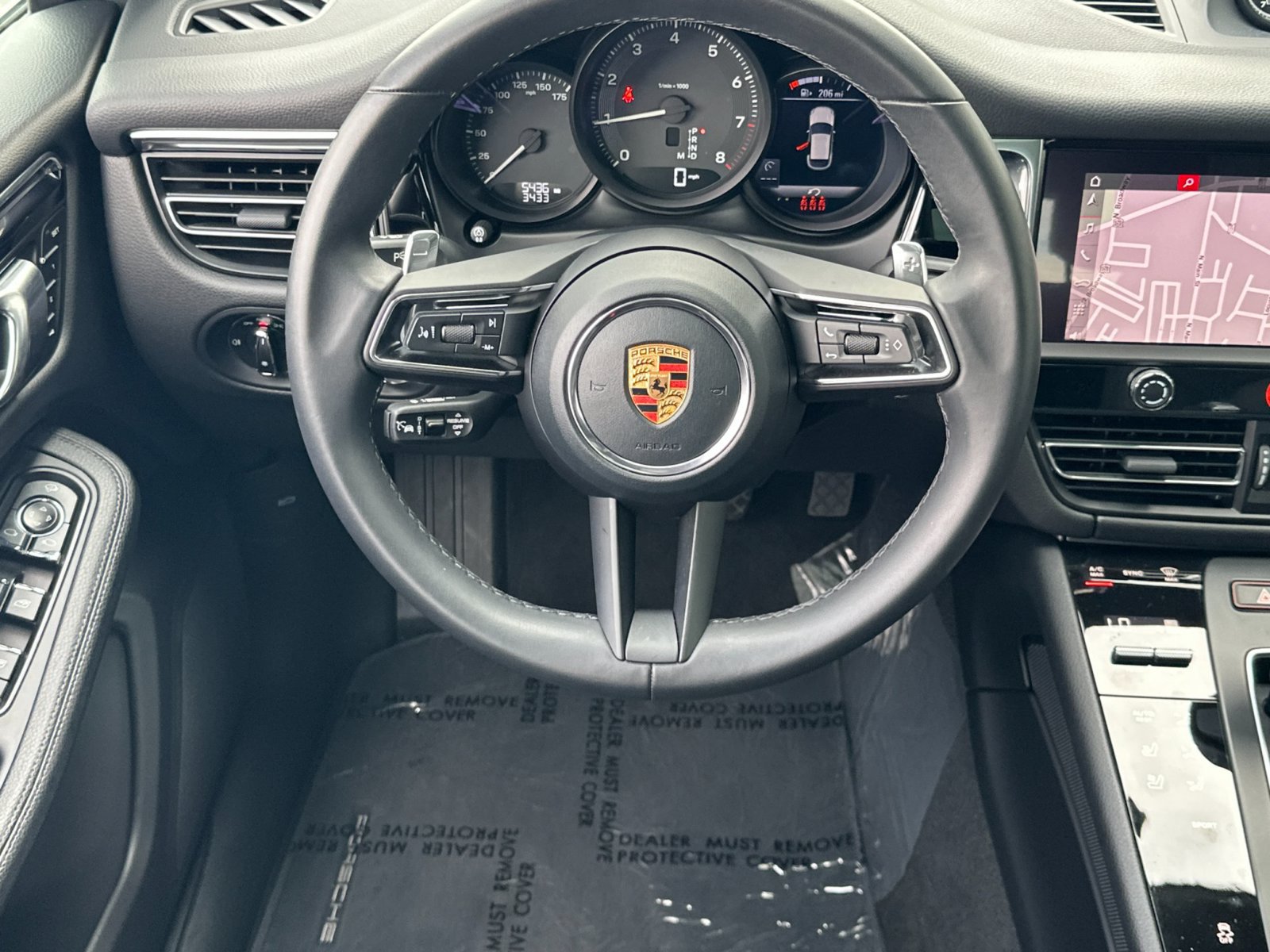 Certified 2026 Porsche Macan AWD/4WD image 19