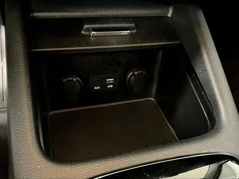 Used 2017 Kia Forte EX image 32