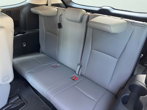 Used 2020 Toyota Highlander Limited AWD/4WD image 44