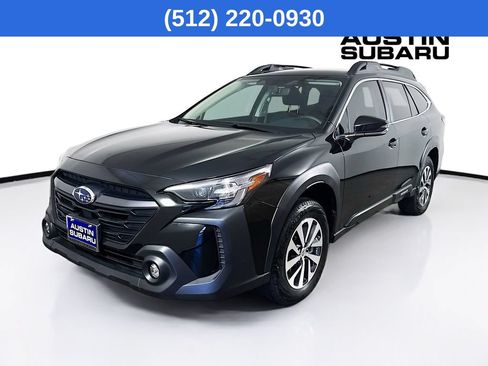 Used 2025 Subaru Outback Premium AWD/4WD image 4