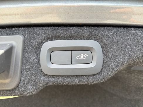 Used 2019 Volvo S60 T6 R-Design AWD/4WD image 20