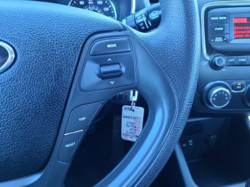Used 2017 Kia Forte LX FWD image 26