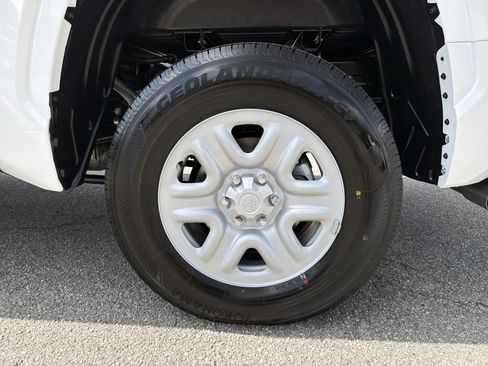 New 2026 Toyota Tundra SR image 15