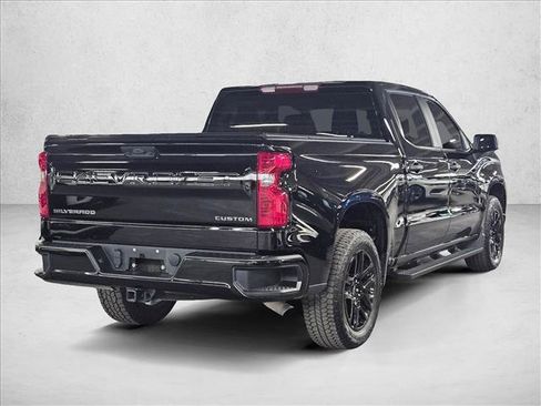 Used 2026 Chevrolet Silverado 1500 Custom w/ Turbomax Blackout Package RWD image 5