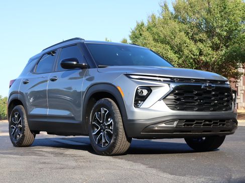 New 2026 Chevrolet TrailBlazer ACTIV w/ Convenience Package FWD image 1