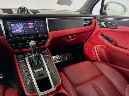 Used 2021 Porsche Macan GTS image 23