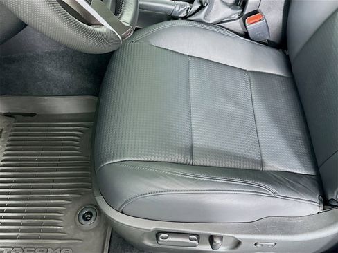 Certified 2023 Toyota Tacoma Limited image 20