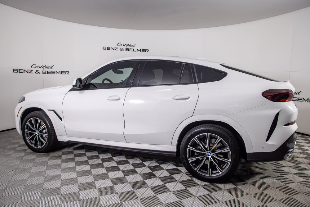 Used 2026 BMW X6 xDrive40i w/ Climate Comfort Package AWD/4WD image 11