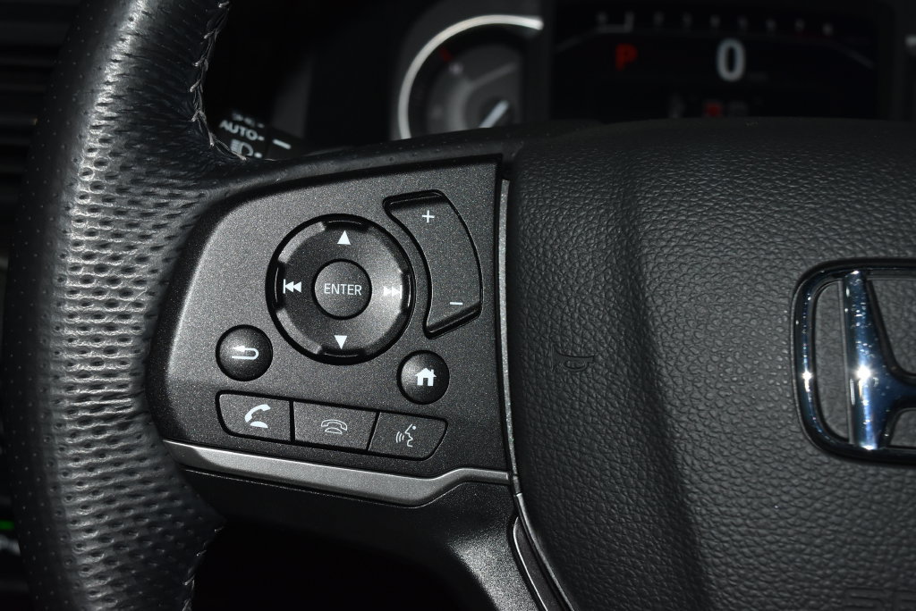 Used 2023 Honda Passport EX-L image 10