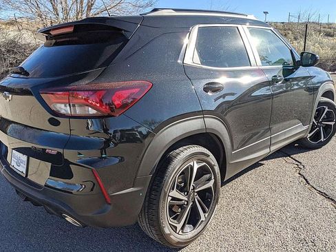 Used 2023 Chevrolet TrailBlazer RS w/ Sun and Liftgate Package image 3