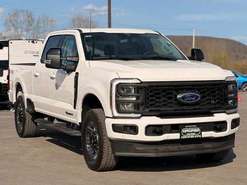 Used 2024 Ford F250 Lariat w/ Lariat Ultimate Package image 3