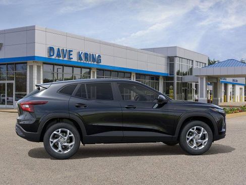 New 2026 Chevrolet Trax LS image 29