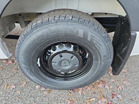 New 2026 Mercedes-Benz Sprinter 2500 image 32