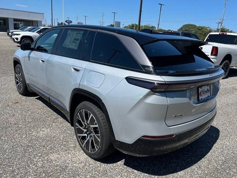 New 2025 Jeep Wagoneer S Limited AWD/4WD image 30