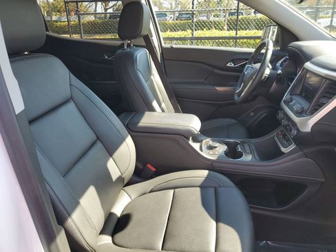 Certified 2023 GMC Acadia SLT w/ Elevation Edition image 22