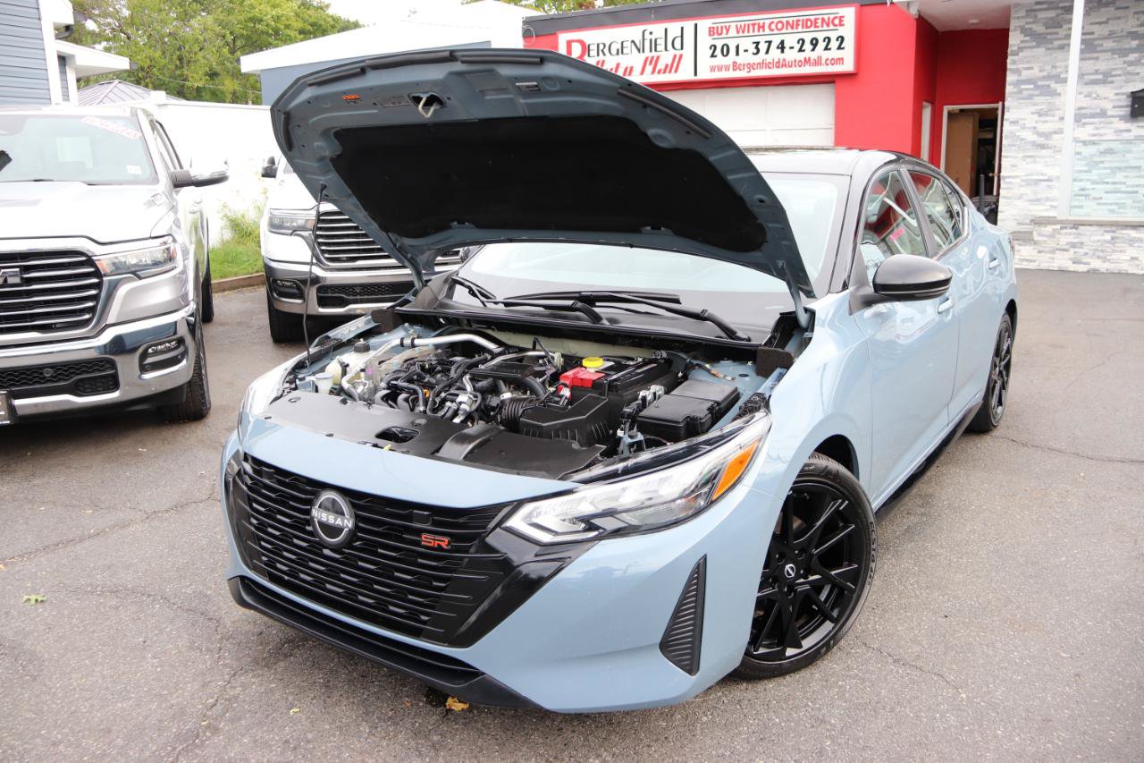 Used 2025 Nissan Sentra SR w/ Midnight Edition FWD image 46