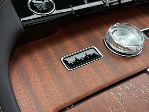 New 2026 Lincoln Navigator L Black Label AWD/4WD image 33