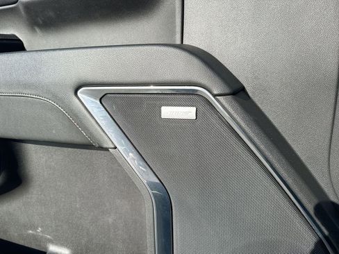 Used 2024 Chevrolet Silverado 2500 LTZ w/ LTZ Plus Package image 10