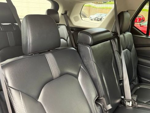 Used 2024 Honda Pilot Touring image 34