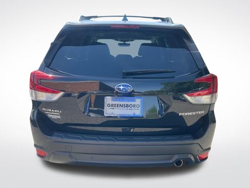 Used 2023 Subaru Forester Limited AWD/4WD image 4