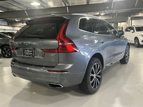 Used 2020 Volvo XC60 T8 Inscription image 2
