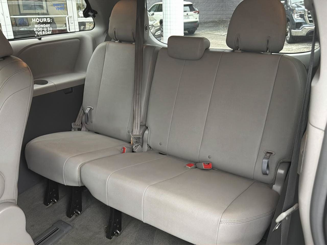 Used 2016 Toyota Sienna XLE AWD/4WD image 29