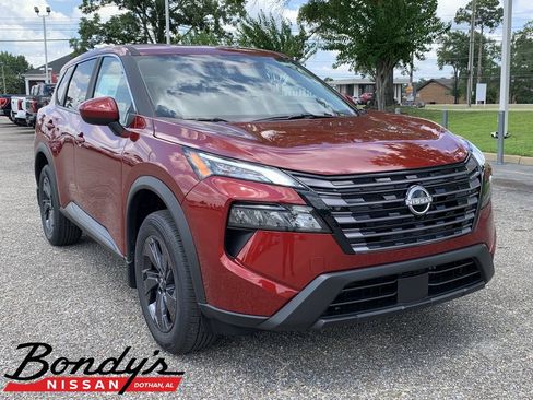 New 2026 Nissan Rogue SV FWD image 1