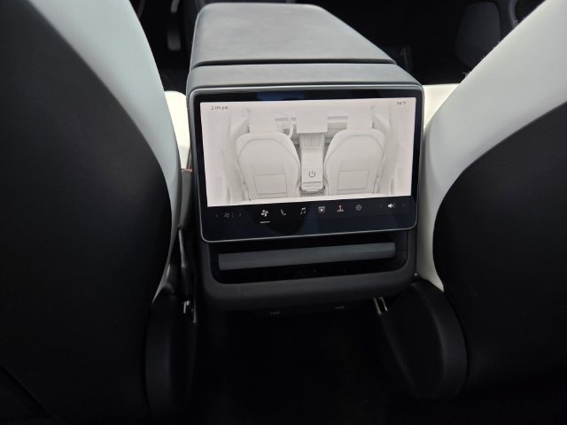 Used 2025 Tesla Model 3 Long Range RWD image 16