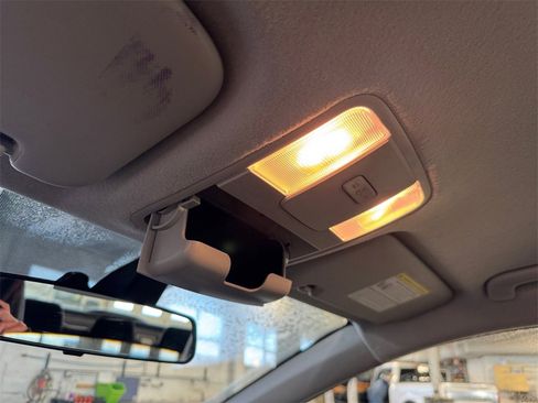 Certified 2024 Kia Forte LXS w/ LXS Technology Package image 30