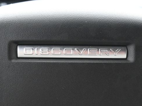 Certified 2025 Land Rover Discovery Sport Dynamic SE image 21