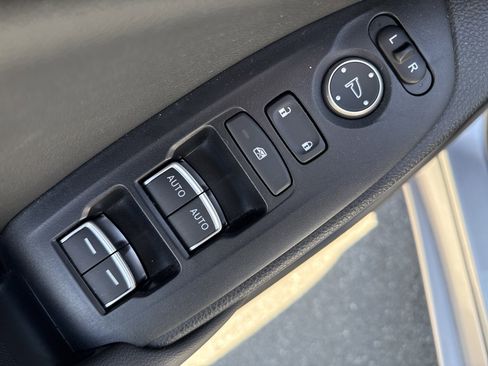 Used 2022 Honda Accord Sport Special Edition image 16