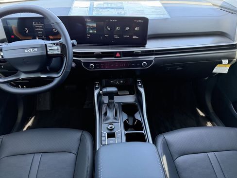 New 2026 Kia Sorento S image 13