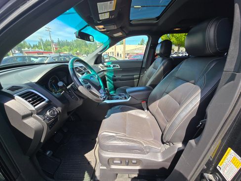 Used 2014 Ford Explorer Sport w/ Equipment Group 401A AWD/4WD image 21