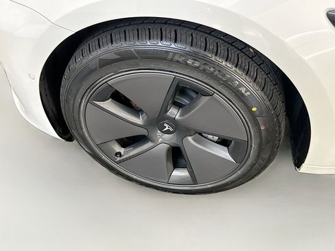Used 2022 Tesla Model 3 Long Range image 11