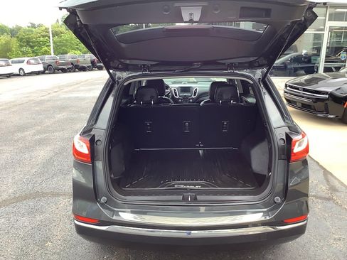 Used 2019 Chevrolet Equinox LT w/ LPO, Chrome Package AWD/4WD image 5