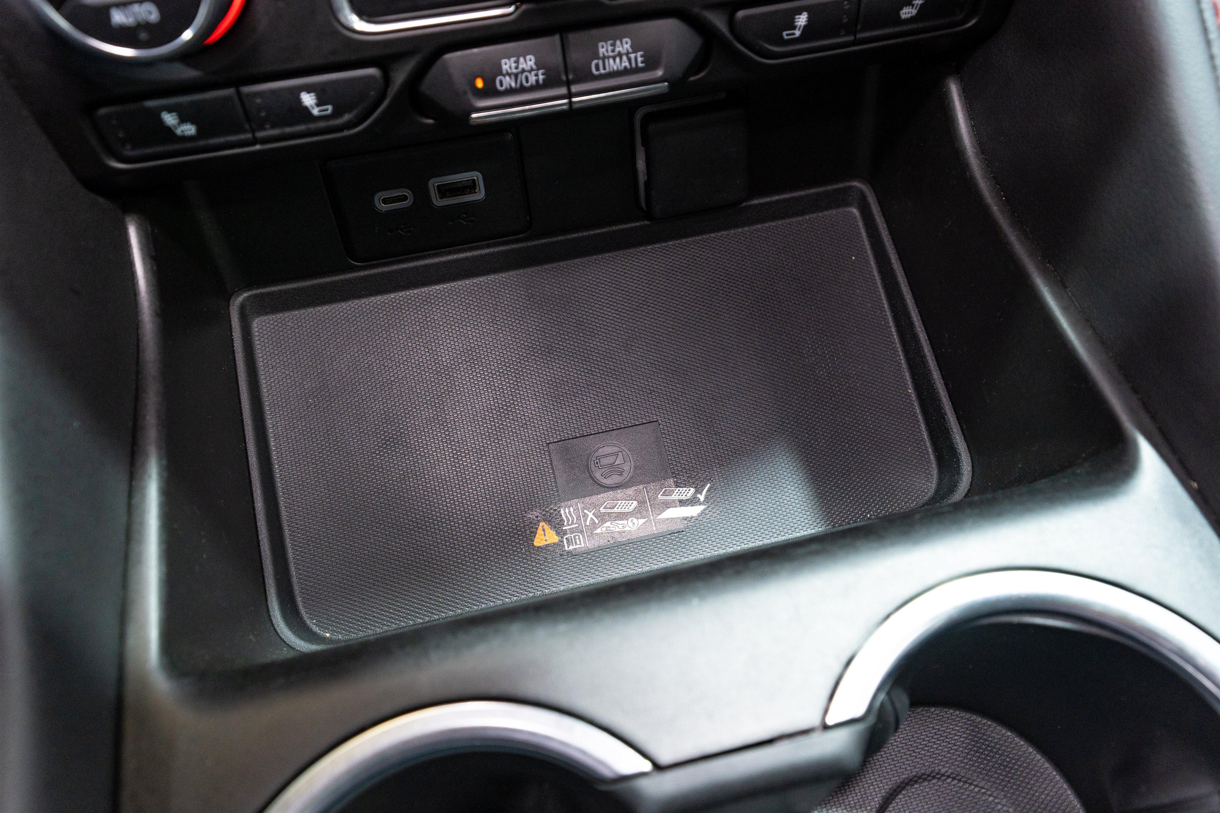 Used 2024 Chevrolet Tahoe RST w/ Luxury Package AWD/4WD image 23