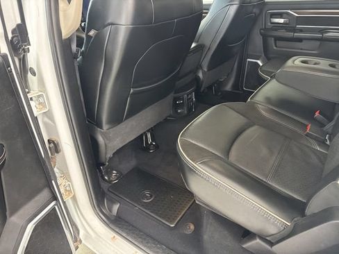 Used 2024 RAM 2500 Laramie AWD/4WD image 24