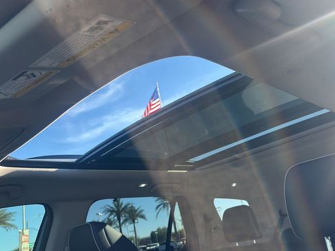 Used 2025 Honda Pilot Elite image 21