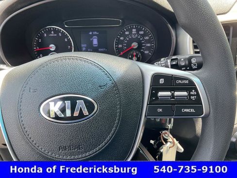 Used 2019 Kia Sorento FWD image 32