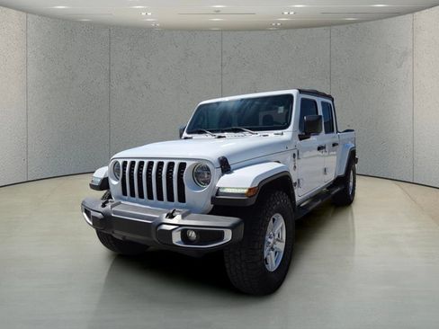 Used 2022 Jeep Gladiator Sport AWD/4WD image 11