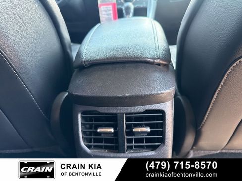 Used 2015 Ford Fusion Titanium FWD image 11